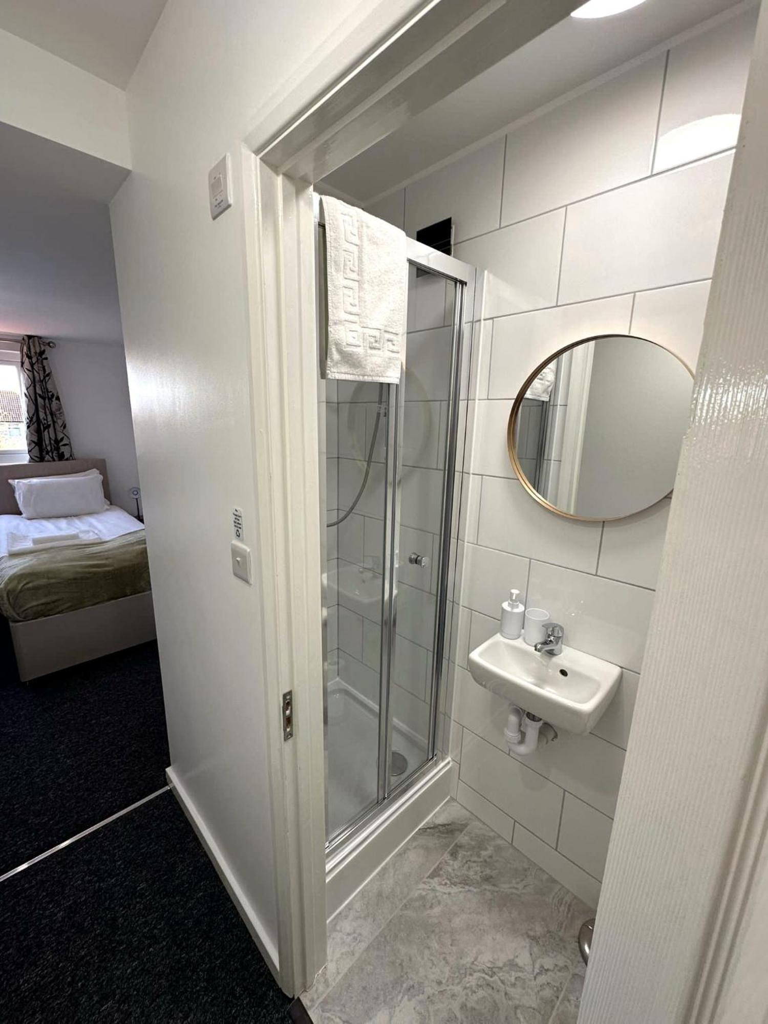 Newmarket Road Studios And Suites By Tas Accommodations Cambridge  Dış mekan fotoğraf